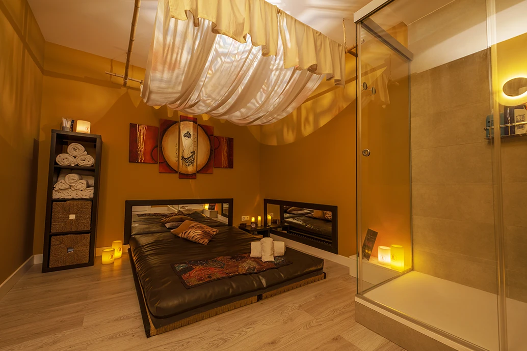 center-slide-5-adultmassagebarcelona